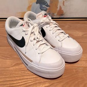 Nike court Legacy lift white size 9.5 women